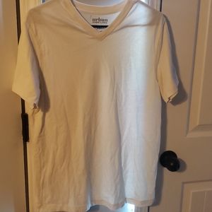 white v neck tee